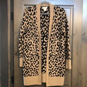 YES LOLA ⭐️ Leopard Cardigan Sweater - Size Medium